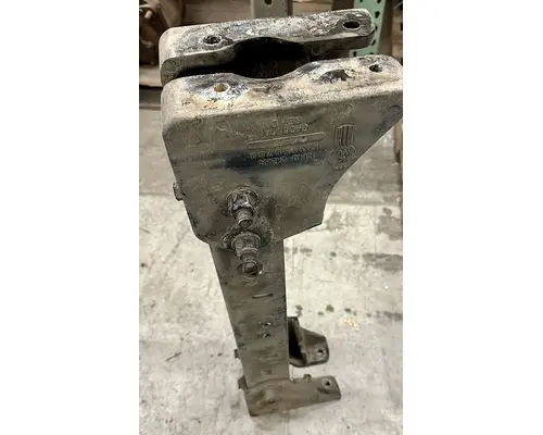 KENWORTH T400 Crossmember