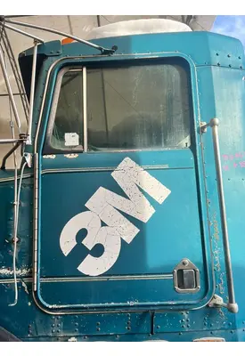 KENWORTH T400 Door Assembly, Front