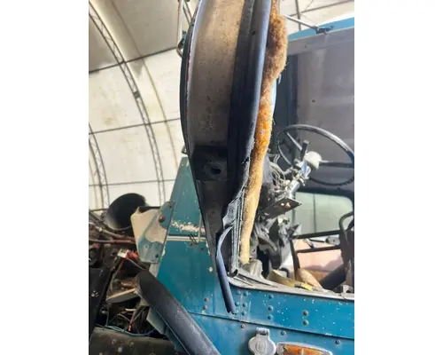 KENWORTH T400 Door Assembly, Front