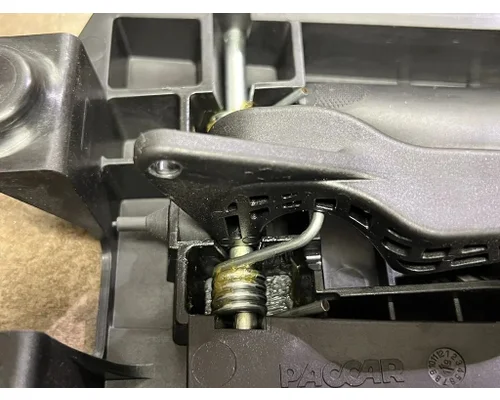 KENWORTH T400 Door Handle