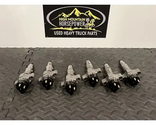 KENWORTH T400 Fuel Injector