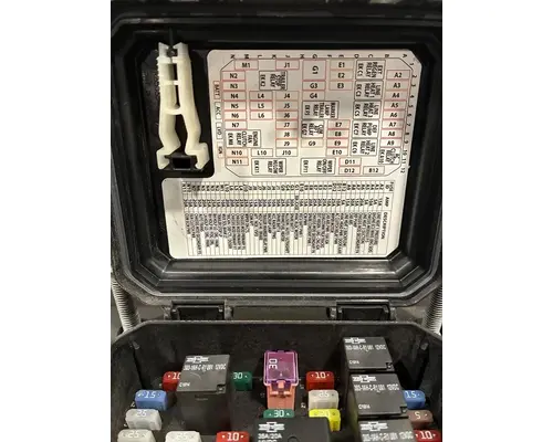 KENWORTH T400 Fuse Box
