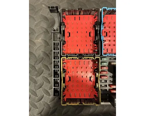 KENWORTH T400 Fuse Box