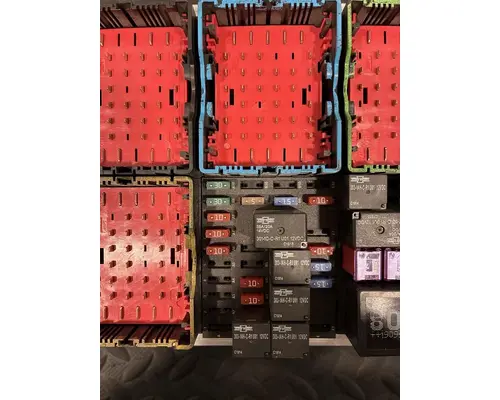 KENWORTH T400 Fuse Box