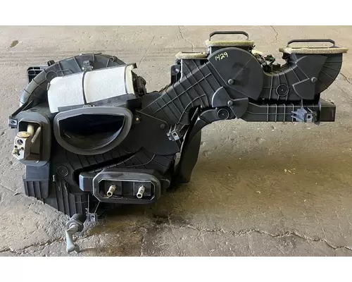 KENWORTH T400 Heater Assembly