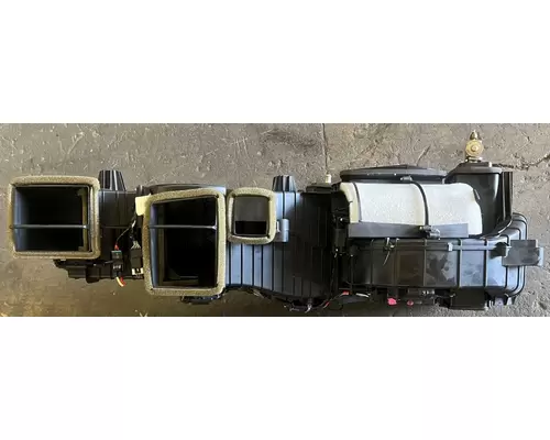 KENWORTH T400 Heater Assembly