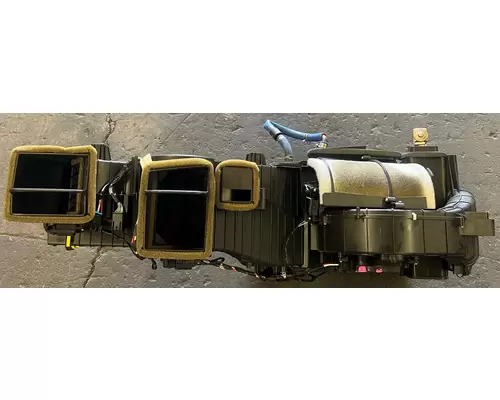 KENWORTH T400 Heater Assembly