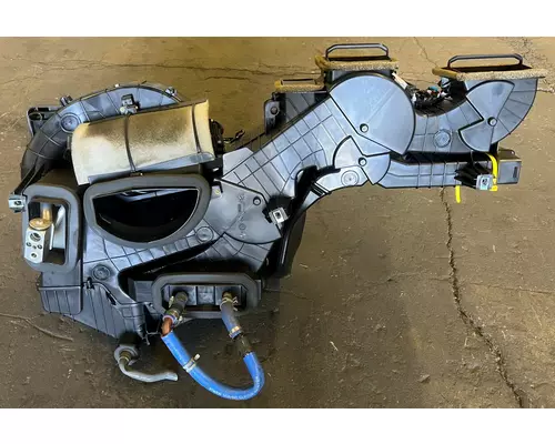 KENWORTH T400 Heater Assembly