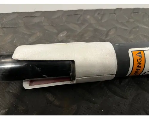 KENWORTH T400 Hood Strut