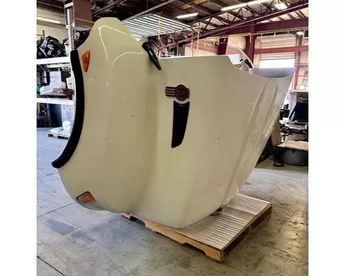 KENWORTH T400 Hood