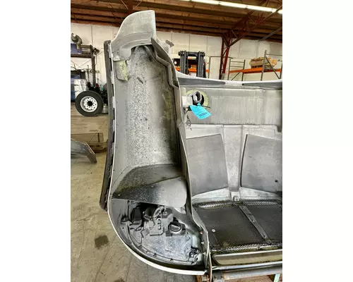KENWORTH T400 Hood