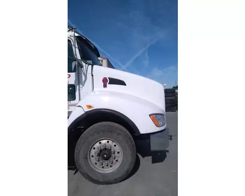 KENWORTH T400 Hood