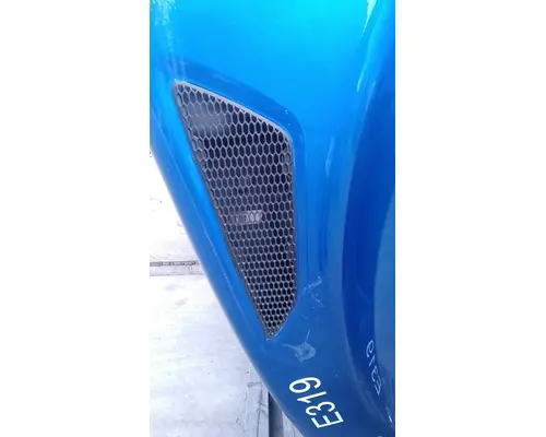 KENWORTH T400 Hood