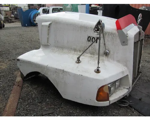 KENWORTH T400 Hood