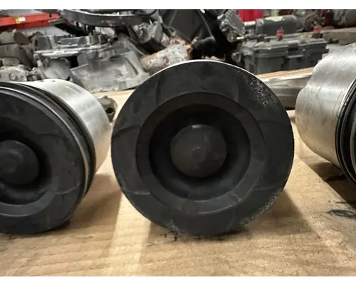 KENWORTH T400 Hydraulic PistonCylinder