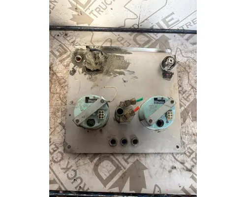 KENWORTH T400 Instrument Cluster