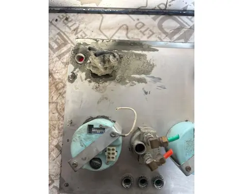 KENWORTH T400 Instrument Cluster