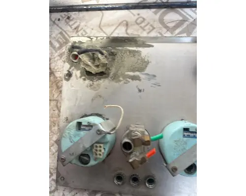 KENWORTH T400 Instrument Cluster
