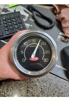 KENWORTH T400 Tachometer