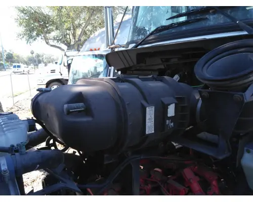 KENWORTH T440 AIR CLEANER