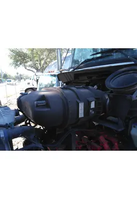 KENWORTH T440 AIR CLEANER