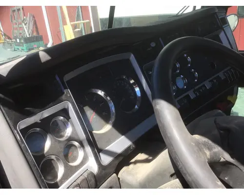 KENWORTH T440 CAB ASSEMBLY