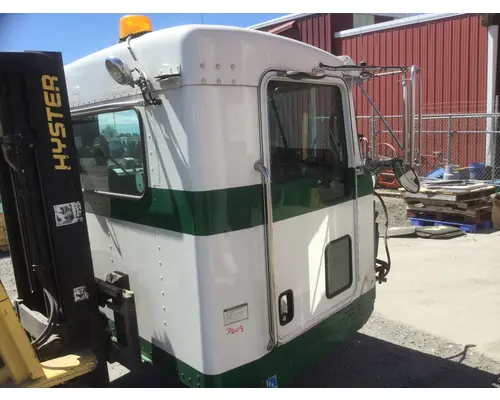 KENWORTH T440 CAB ASSEMBLY