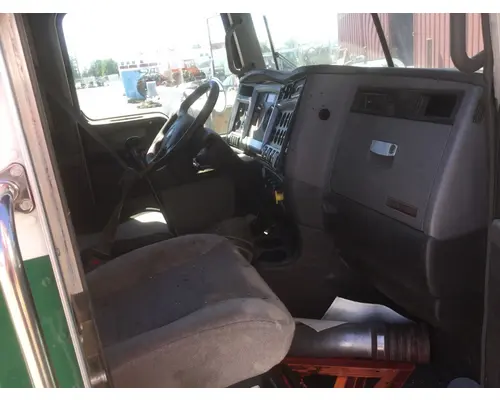 KENWORTH T440 CAB ASSEMBLY
