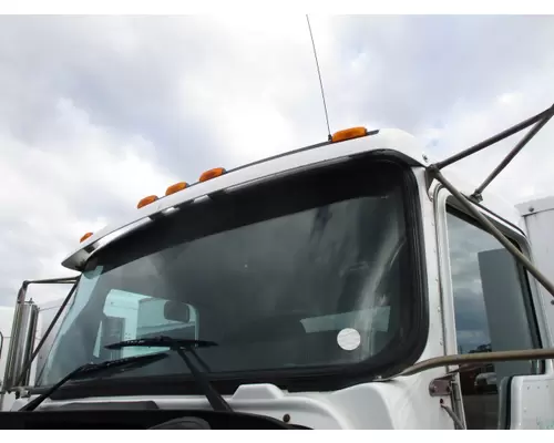 KENWORTH T440 CAB CLIP