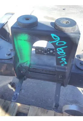 KENWORTH T440 CAB SUPPORT