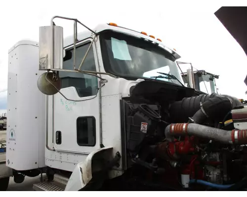 KENWORTH T440 CAB