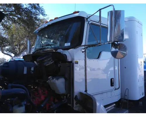 KENWORTH T440 CAB