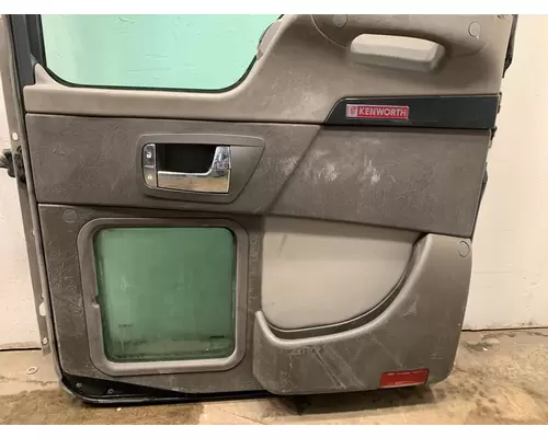 KENWORTH T440 Door Assembly, Front