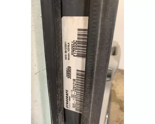 KENWORTH T440 Door Assembly, Front