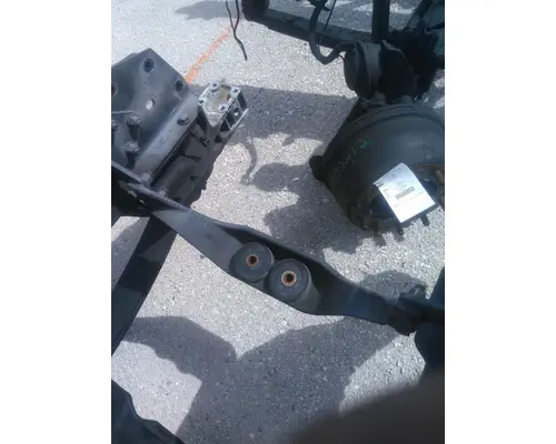 KENWORTH T440 ENGINE MOUNTS, VEHICLE (FRONT)