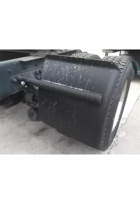KENWORTH T440 FENDER, QUARTER/HALF REAR