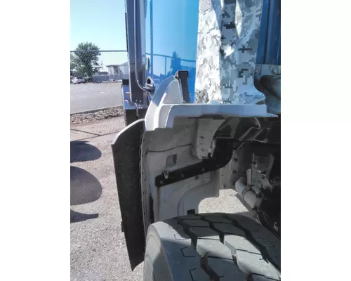 KENWORTH T440 FENDER EXTENSION