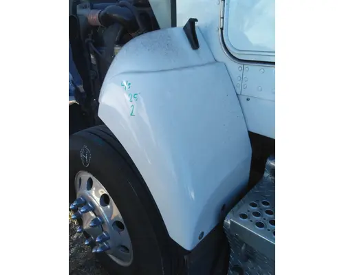 KENWORTH T440 FENDER EXTENSION
