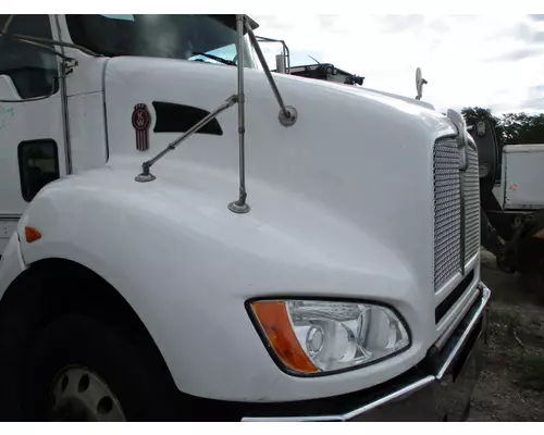 KENWORTH T440 HOOD