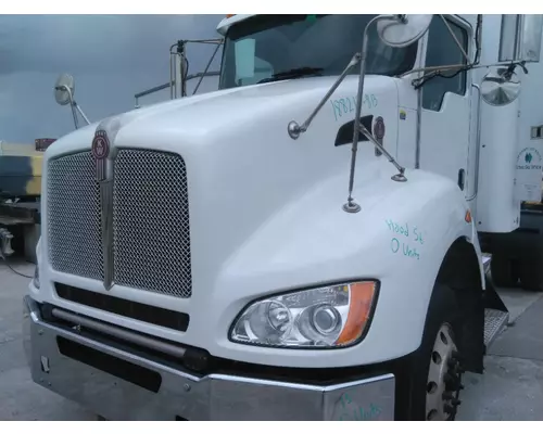 KENWORTH T440 HOOD