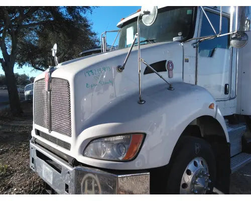 KENWORTH T440 HOOD