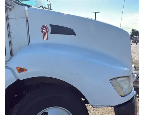 KENWORTH T440 HOOD
