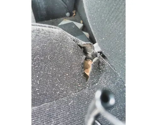 KENWORTH T440 SEAT, FRONT