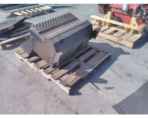 KENWORTH T440 TOOL BOX