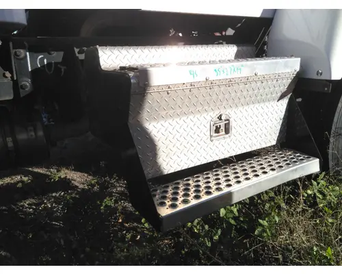 KENWORTH T440 TOOL BOX