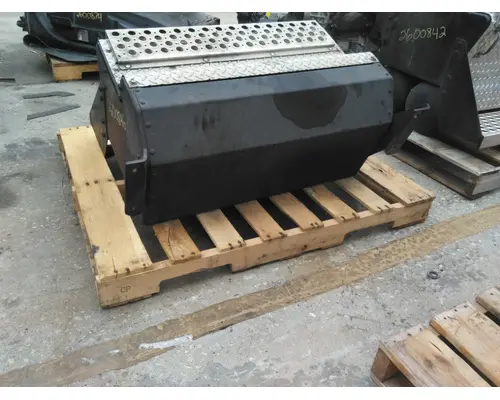 KENWORTH T440 TOOL BOX