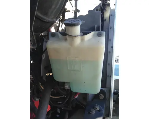 KENWORTH T440 WINDSHIELD WASHER RESERVOIR