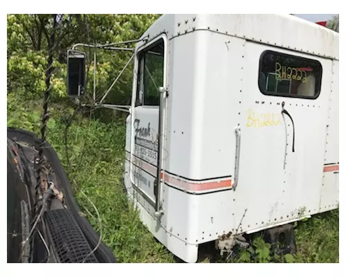 KENWORTH T450 Cab Cut