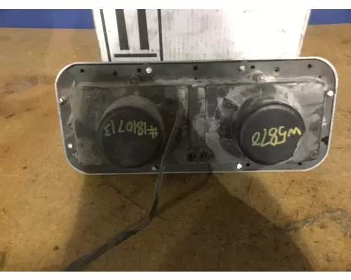 KENWORTH T600 1984-2007 HEADLAMP ASSEMBLY