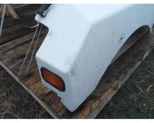 KENWORTH T600 1985-2007 HOOD